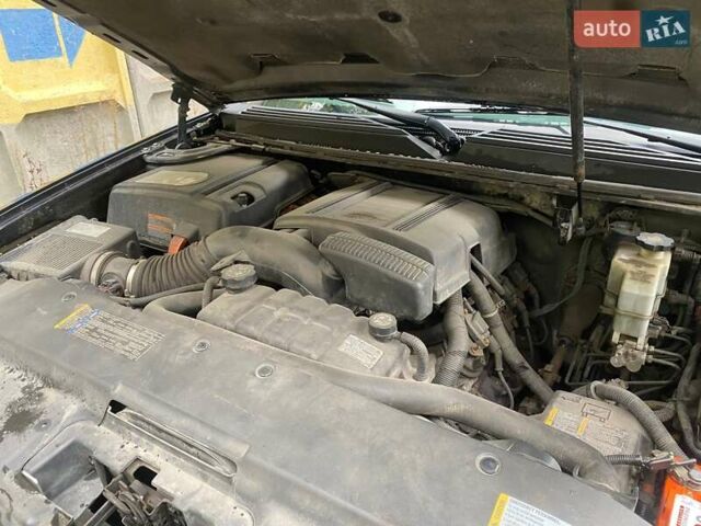 Кадиллак Эскалейд 2008 в Днепре (Днепропетровске) на Automoto.ua Черный Кадиллак Эскалейд, объемом двигателя 6 л и пробегом 154 тыс. км за 20000 $, фото 20 на Automoto.ua