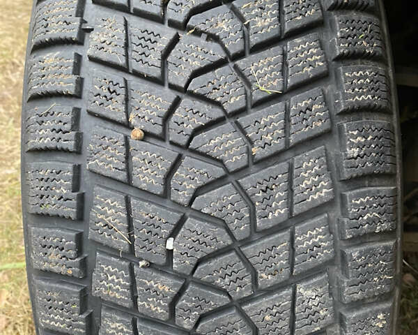 Чорний Каділак Ескалейд, об'ємом двигуна 6.2 л та пробігом 180 тис. км за 12000 $, фото 52 на Automoto.ua