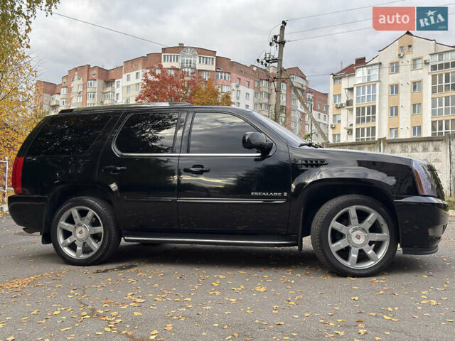 Кадиллак Эскалейд 2008 в Виннице на Automoto.ua Черный Кадиллак Эскалейд, объемом двигателя 6.2 л и пробегом 250 тыс. км за 15950 $, фото 21 на Automoto.ua