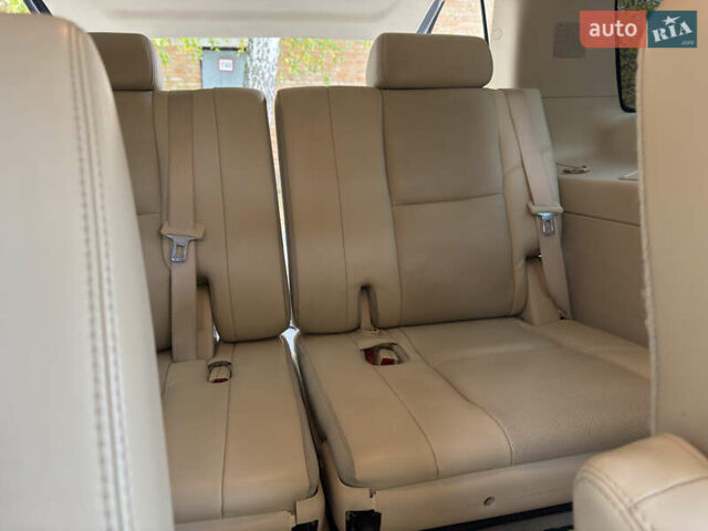 Кадиллак Эскалейд 2008 в Виннице на Automoto.ua Черный Кадиллак Эскалейд, объемом двигателя 6.2 л и пробегом 250 тыс. км за 15950 $, фото 16 на Automoto.ua