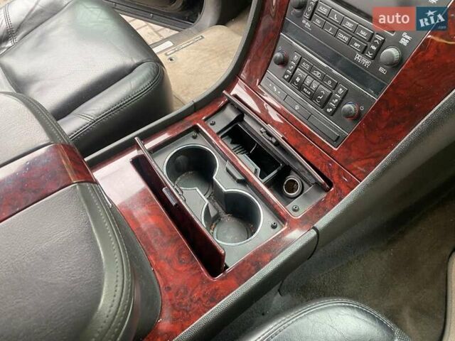 Кадиллак Эскалейд 2008 в Днепре (Днепропетровске) на Automoto.ua Черный Кадиллак Эскалейд, объемом двигателя 6 л и пробегом 154 тыс. км за 20000 $, фото 43 на Automoto.ua