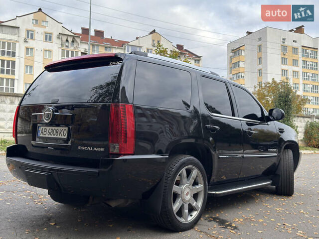 Кадиллак Эскалейд 2008 в Виннице на Automoto.ua Черный Кадиллак Эскалейд, объемом двигателя 6.2 л и пробегом 250 тыс. км за 15950 $, фото 13 на Automoto.ua