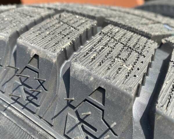 Черный Кадиллак Эскалейд, объемом двигателя 6 л и пробегом 177 тыс. км за 24000 $, фото 1 на Automoto.ua