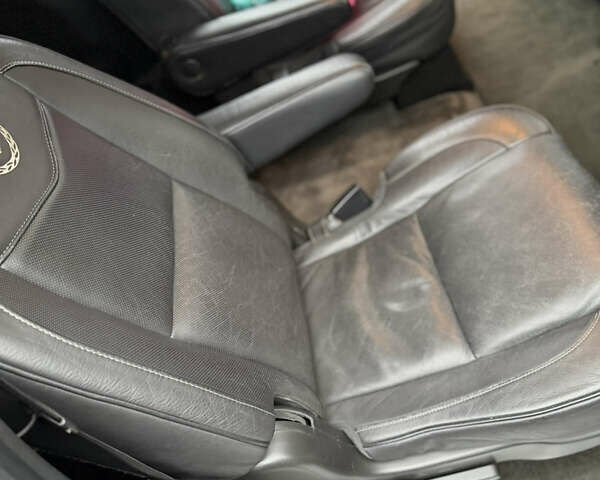 Черный Кадиллак Эскалейд, объемом двигателя 6.18 л и пробегом 231 тыс. км за 29500 $, фото 74 на Automoto.ua