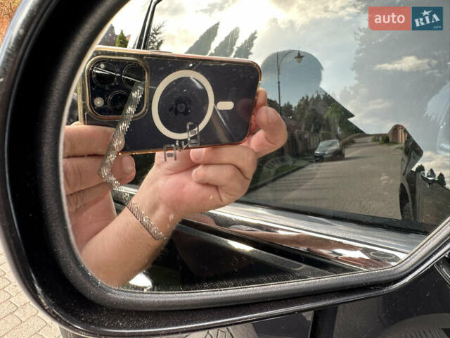 Кадиллак Эскалейд 2013 в Львове на Automoto.ua Черный Кадиллак Эскалейд, объемом двигателя 6.18 л и пробегом 300 тыс. км за 19500 $, фото 7 на Automoto.ua