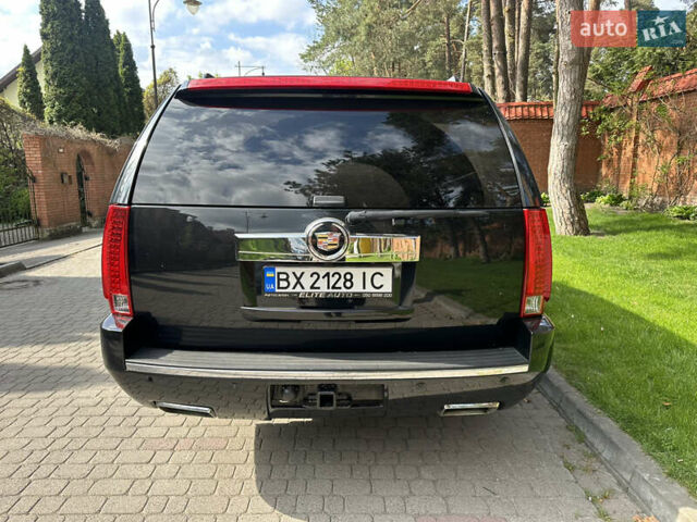 Кадиллак Эскалейд 2013 в Львове на Automoto.ua Черный Кадиллак Эскалейд, объемом двигателя 6.18 л и пробегом 300 тыс. км за 19500 $, фото 3 на Automoto.ua