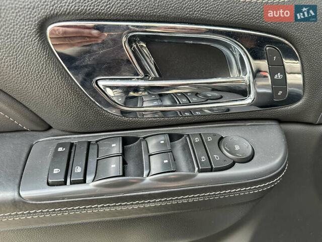 Кадиллак Эскалейд 2013 в Львове на Automoto.ua Черный Кадиллак Эскалейд, объемом двигателя 6.18 л и пробегом 300 тыс. км за 19500 $, фото 13 на Automoto.ua