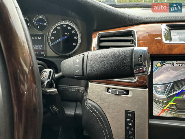 Кадиллак Эскалейд 2013 в Львове на Automoto.ua Черный Кадиллак Эскалейд, объемом двигателя 6.18 л и пробегом 300 тыс. км за 19500 $, фото 34 на Automoto.ua