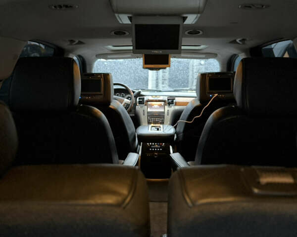 Черный Кадиллак Эскалейд, объемом двигателя 6.18 л и пробегом 231 тыс. км за 29500 $, фото 77 на Automoto.ua