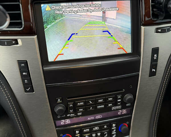 Черный Кадиллак Эскалейд, объемом двигателя 6.18 л и пробегом 231 тыс. км за 29500 $, фото 51 на Automoto.ua