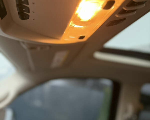 Черный Кадиллак Эскалейд, объемом двигателя 6.18 л и пробегом 231 тыс. км за 29500 $, фото 59 на Automoto.ua