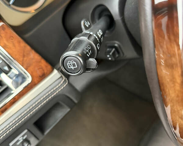 Черный Кадиллак Эскалейд, объемом двигателя 6.18 л и пробегом 231 тыс. км за 29500 $, фото 43 на Automoto.ua