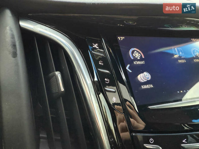 Кадиллак Эскалейд 2015 в Киеве на Automoto.ua Черный Кадиллак Эскалейд, объемом двигателя 6.16 л и пробегом 82 тыс. км за 64999 $, фото 41 на Automoto.ua