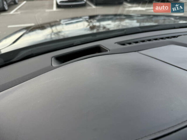 Кадиллак Эскалейд 2015 в Киеве на Automoto.ua Черный Кадиллак Эскалейд, объемом двигателя 6.16 л и пробегом 82 тыс. км за 64999 $, фото 29 на Automoto.ua