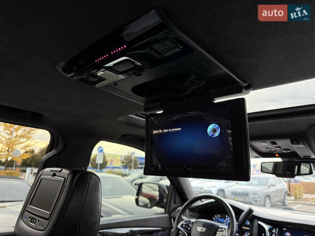 Кадиллак Эскалейд 2015 в Киеве на Automoto.ua Черный Кадиллак Эскалейд, объемом двигателя 6.16 л и пробегом 82 тыс. км за 64999 $, фото 47 на Automoto.ua