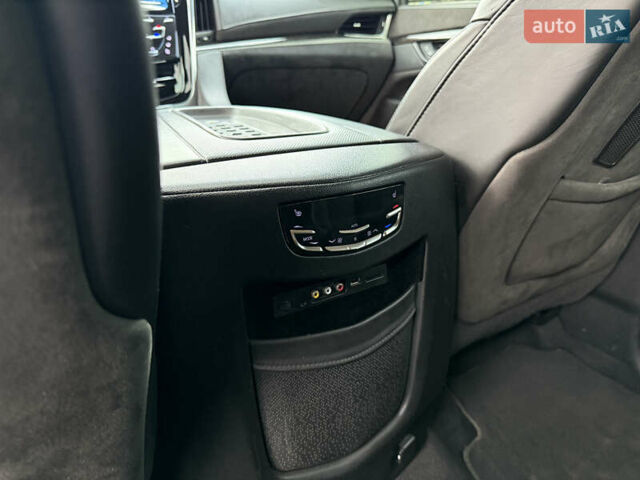 Кадиллак Эскалейд 2015 в Киеве на Automoto.ua Черный Кадиллак Эскалейд, объемом двигателя 6.16 л и пробегом 82 тыс. км за 64999 $, фото 24 на Automoto.ua
