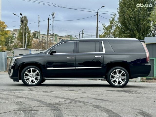Кадиллак Эскалейд 2016 в Киеве на Automoto.ua Черный Кадиллак Эскалейд, объемом двигателя 0 л и пробегом 270 тыс. км за 42100 $, фото 1 на Automoto.ua