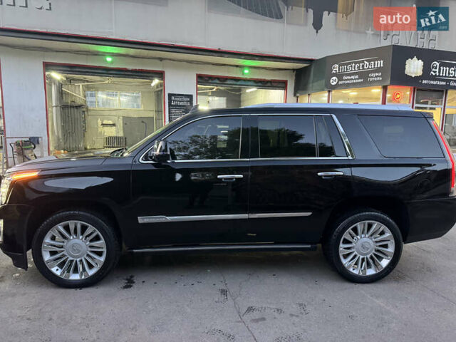 Черный Кадиллак Эскалейд, объемом двигателя 6.2 л и пробегом 98 тыс. км за 40000 $, фото 30 на Automoto.ua