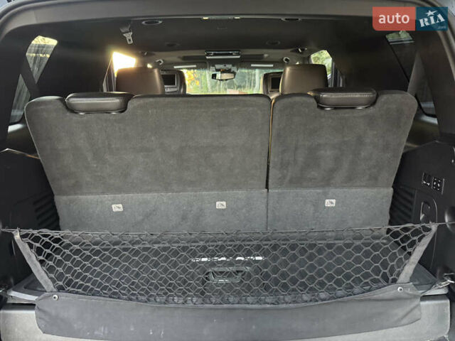 Черный Кадиллак Эскалейд, объемом двигателя 6.2 л и пробегом 98 тыс. км за 40000 $, фото 53 на Automoto.ua