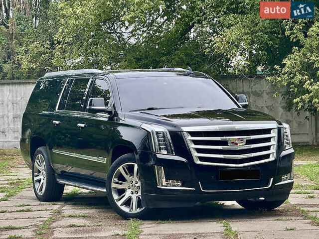 Черный Кадиллак Эскалейд, объемом двигателя 6.2 л и пробегом 270 тыс. км за 42750 $, фото 2 на Automoto.ua