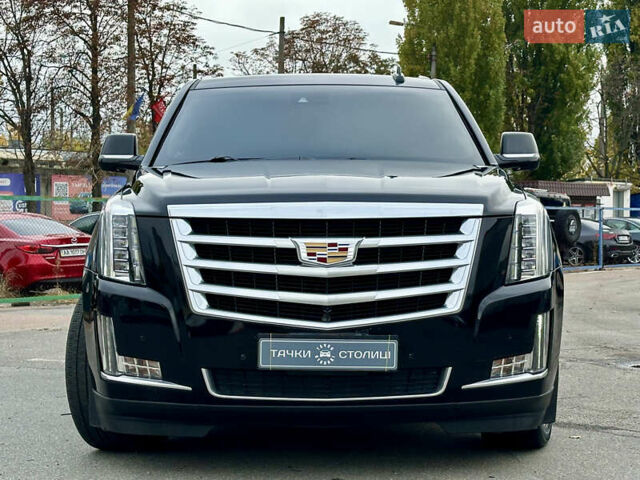 Кадиллак Эскалейд 2016 в Киеве на Automoto.ua Черный Кадиллак Эскалейд, объемом двигателя 6.16 л и пробегом 270 тыс. км за 42100 $, фото 7 на Automoto.ua