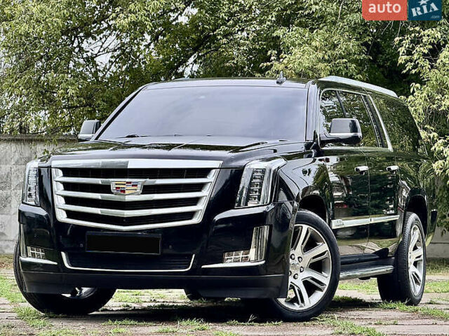 Черный Кадиллак Эскалейд, объемом двигателя 6.2 л и пробегом 270 тыс. км за 42750 $, фото 14 на Automoto.ua
