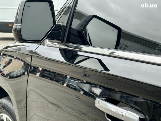 Кадиллак Эскалейд 2016 в Киеве на Automoto.ua Черный Кадиллак Эскалейд, объемом двигателя 0 л и пробегом 270 тыс. км за 42100 $, фото 8 на Automoto.ua