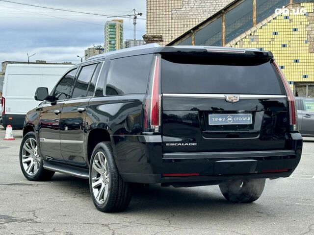 Кадиллак Эскалейд 2016 в Киеве на Automoto.ua Черный Кадиллак Эскалейд, объемом двигателя 0 л и пробегом 270 тыс. км за 42100 $, фото 2 на Automoto.ua