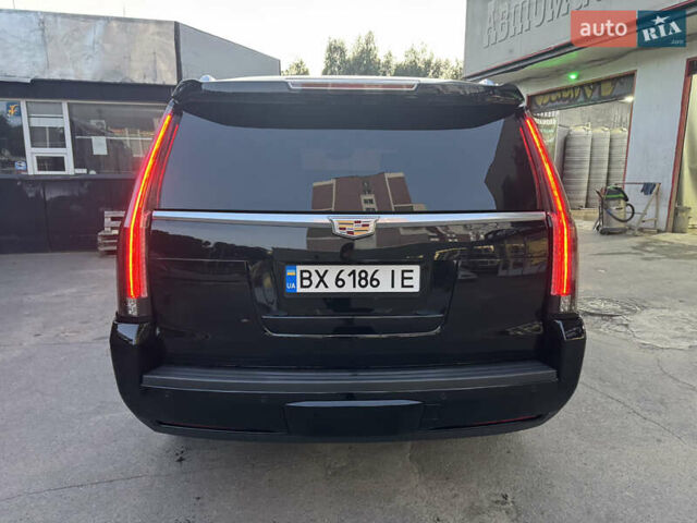 Черный Кадиллак Эскалейд, объемом двигателя 6.2 л и пробегом 98 тыс. км за 40000 $, фото 35 на Automoto.ua