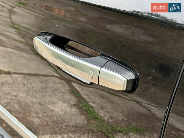 Черный Кадиллак Эскалейд, объемом двигателя 6.2 л и пробегом 270 тыс. км за 42750 $, фото 27 на Automoto.ua