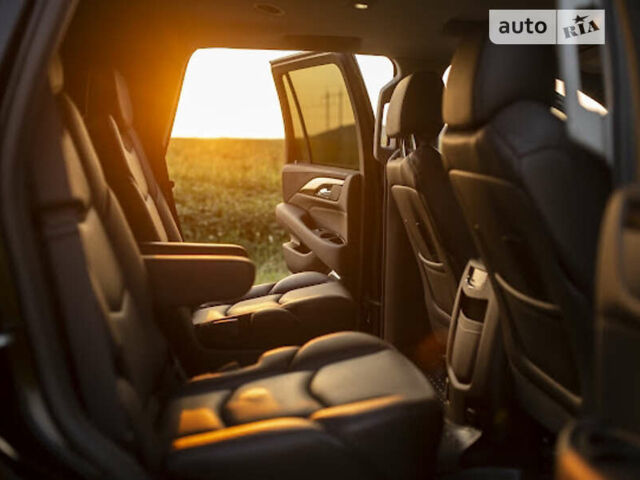 Черный Кадиллак Эскалейд, объемом двигателя 6.2 л и пробегом 48 тыс. км за 55000 $, фото 22 на Automoto.ua