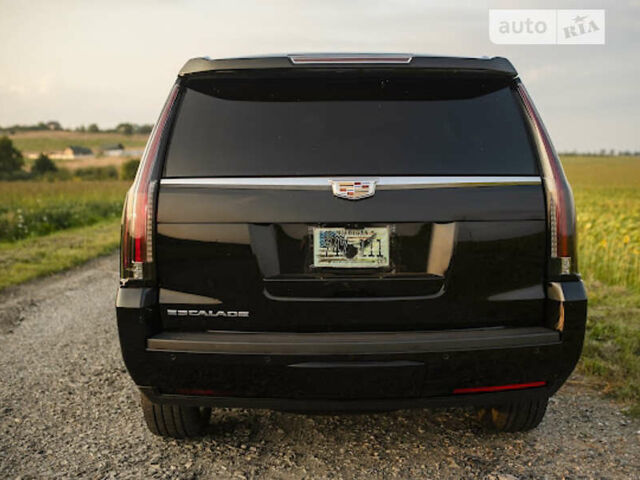 Черный Кадиллак Эскалейд, объемом двигателя 6.2 л и пробегом 48 тыс. км за 55000 $, фото 7 на Automoto.ua