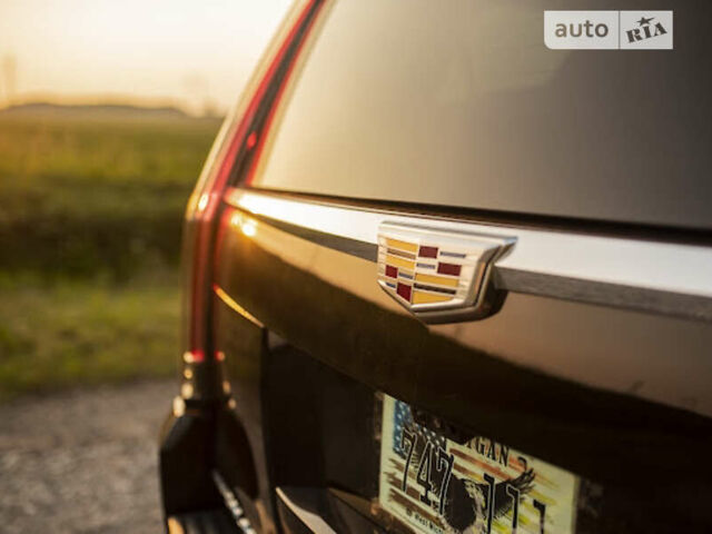 Черный Кадиллак Эскалейд, объемом двигателя 6.2 л и пробегом 48 тыс. км за 55000 $, фото 18 на Automoto.ua