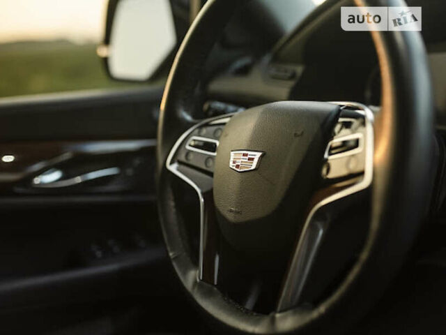 Черный Кадиллак Эскалейд, объемом двигателя 6.2 л и пробегом 48 тыс. км за 55000 $, фото 26 на Automoto.ua