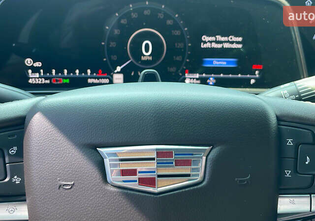 Чорний Каділак Ескалейд, об'ємом двигуна 6 л та пробігом 45 тис. км за 97000 $, фото 23 на Automoto.ua