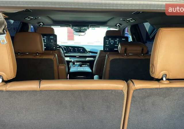 Чорний Каділак Ескалейд, об'ємом двигуна 6 л та пробігом 45 тис. км за 97000 $, фото 29 на Automoto.ua