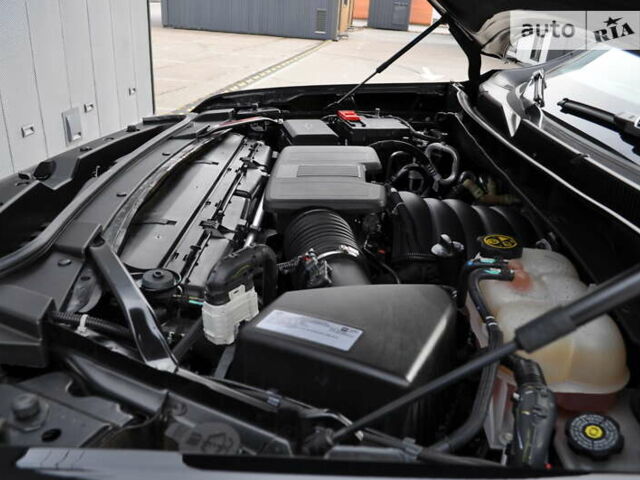 Чорний Каділак Ескалейд, об'ємом двигуна 6.2 л та пробігом 20 тис. км за 145000 $, фото 22 на Automoto.ua
