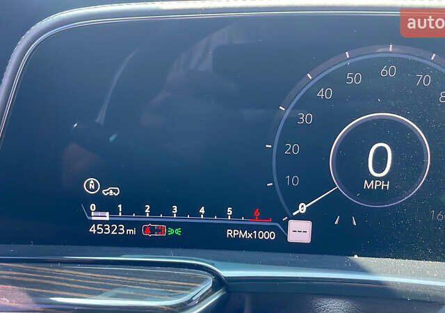 Чорний Каділак Ескалейд, об'ємом двигуна 6 л та пробігом 45 тис. км за 97000 $, фото 31 на Automoto.ua