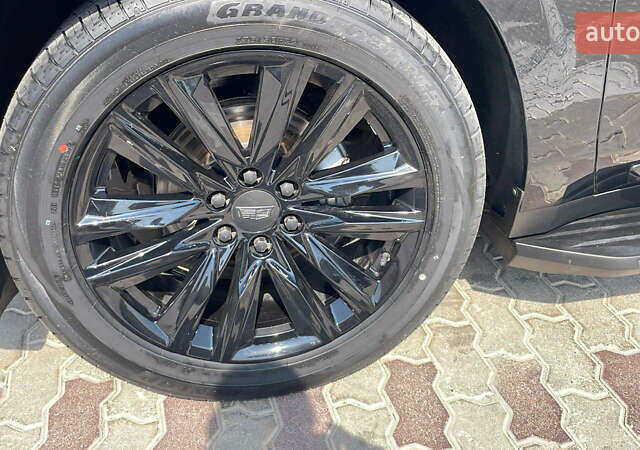 Чорний Каділак Ескалейд, об'ємом двигуна 6 л та пробігом 45 тис. км за 97000 $, фото 24 на Automoto.ua