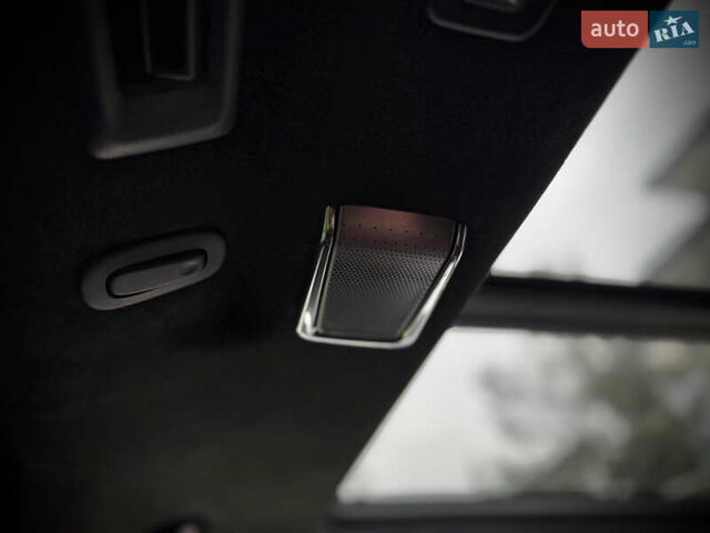 Черный Кадиллак Эскалейд, объемом двигателя 6.16 л и пробегом 118 тыс. км за 110000 $, фото 44 на Automoto.ua