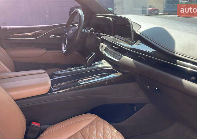 Чорний Каділак Ескалейд, об'ємом двигуна 6 л та пробігом 45 тис. км за 97000 $, фото 15 на Automoto.ua