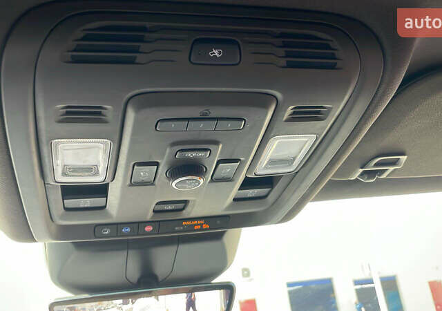 Чорний Каділак Ескалейд, об'ємом двигуна 6 л та пробігом 45 тис. км за 97000 $, фото 21 на Automoto.ua