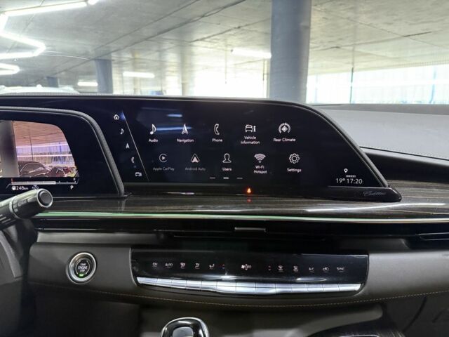 Черный Кадиллак Эскалейд, объемом двигателя 0 л и пробегом 44 тыс. км за 119000 $, фото 21 на Automoto.ua