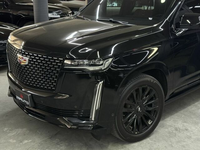 Черный Кадиллак Эскалейд, объемом двигателя 0 л и пробегом 44 тыс. км за 119000 $, фото 5 на Automoto.ua