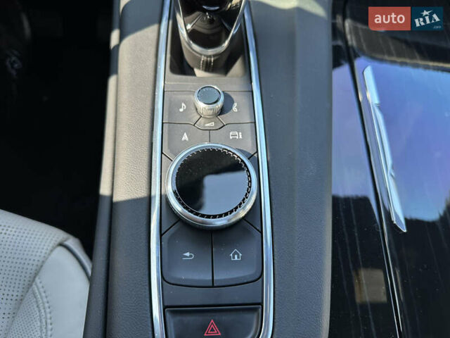 Черный Кадиллак Эскалейд, объемом двигателя 6.16 л и пробегом 36 тыс. км за 143000 $, фото 26 на Automoto.ua