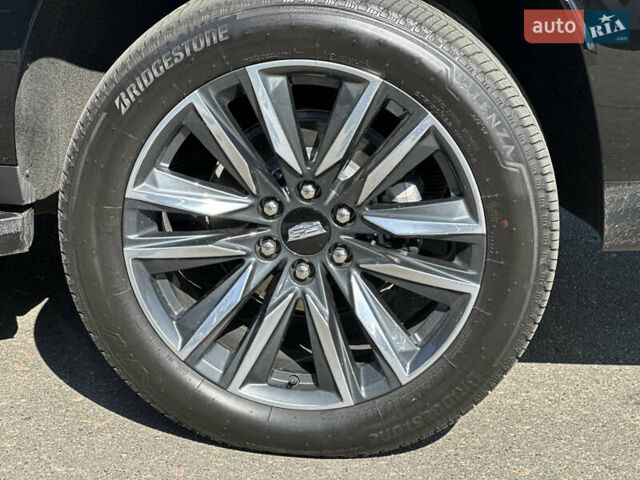 Черный Кадиллак Эскалейд, объемом двигателя 6.16 л и пробегом 36 тыс. км за 143000 $, фото 5 на Automoto.ua