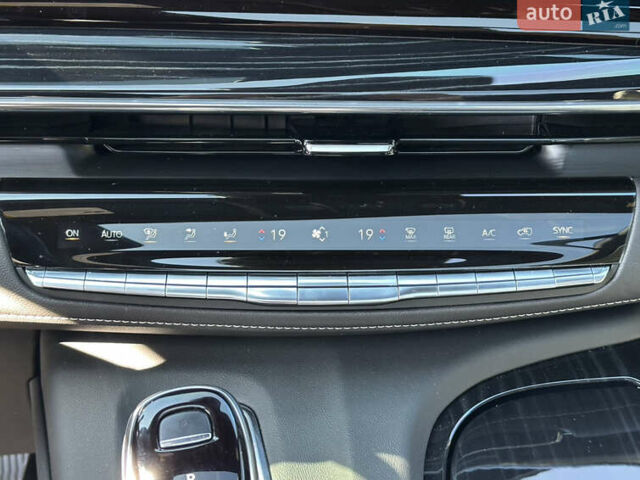 Черный Кадиллак Эскалейд, объемом двигателя 6.16 л и пробегом 36 тыс. км за 143000 $, фото 23 на Automoto.ua