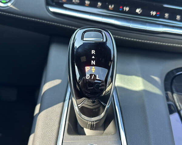 Черный Кадиллак Эскалейд, объемом двигателя 6.16 л и пробегом 36 тыс. км за 143000 $, фото 25 на Automoto.ua