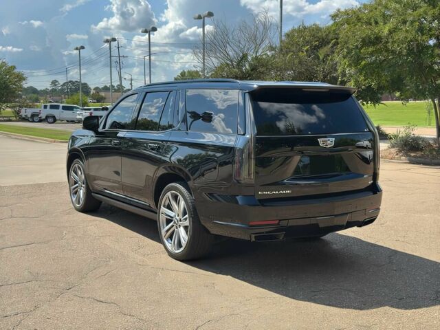 Чорний Каділак Ескалейд, об'ємом двигуна 6.2 л та пробігом 5 тис. км за 92000 $, фото 6 на Automoto.ua