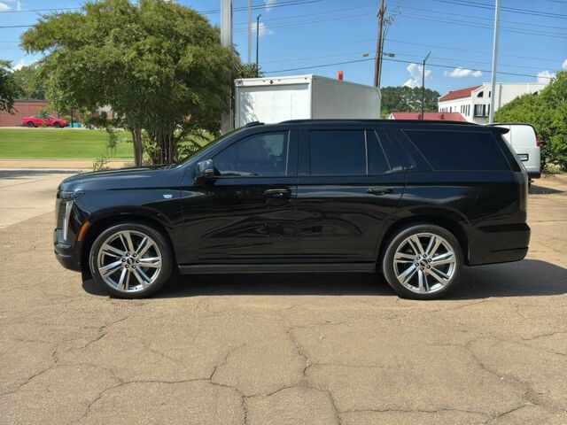 Чорний Каділак Ескалейд, об'ємом двигуна 6.2 л та пробігом 5 тис. км за 92000 $, фото 3 на Automoto.ua